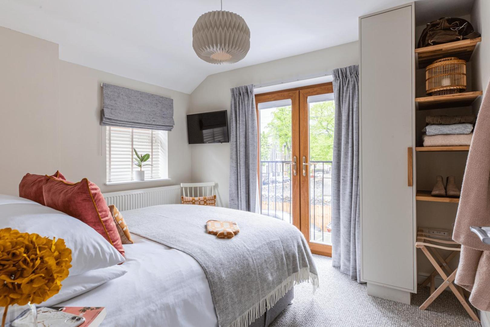 Cohost Partners | Close To City Centre | One Br! คาร์ดิฟฟ์ ภายนอก รูปภาพ